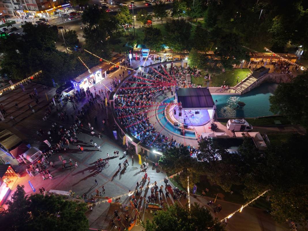 Konya'nın 31 ilçesi tek çatı altında buluştu! Kültürpark'ta büyük şölen 1